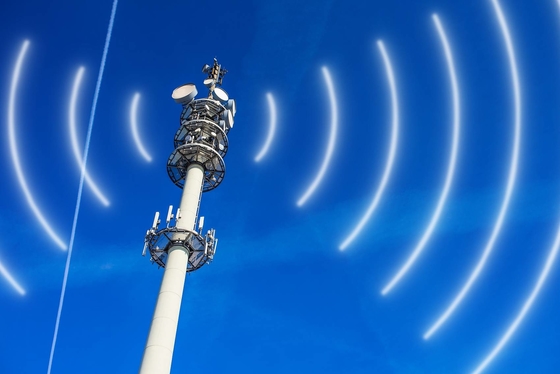 LiFePO4 डीप साइकल लिथियम बैटरी 51.2V 100Ah 4G 5G संचार बेस स्टेशन के लिए