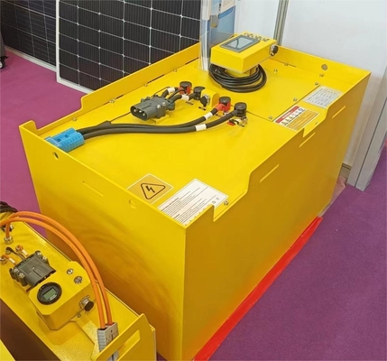 औद्योगिक कर्षण इलेक्ट्रिक फोर्कलिफ्ट लिथियम बैटरी 48V 51.2V 460Ah Lifepo4 बैटरी