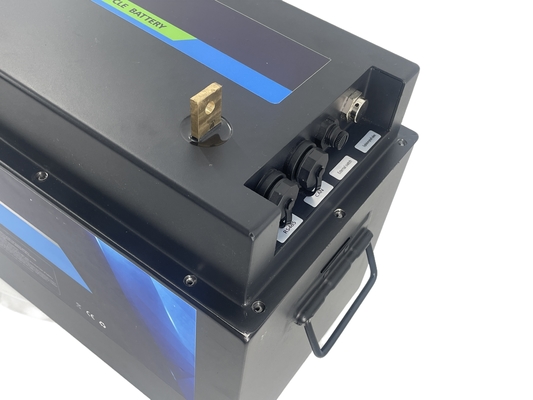 12नौका अनुप्रयोगों के लिए.8V 600Ah समुद्री LiFePO4 बैटरी