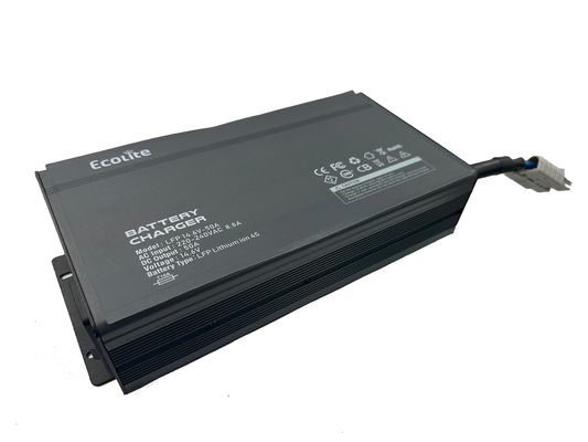 ECOLTO स्मार्ट 4 स्ट्रिंग लिथियम लोहे की बैटरी 14.6V 50A LTO LiFePO4 बैटरी चार्जर